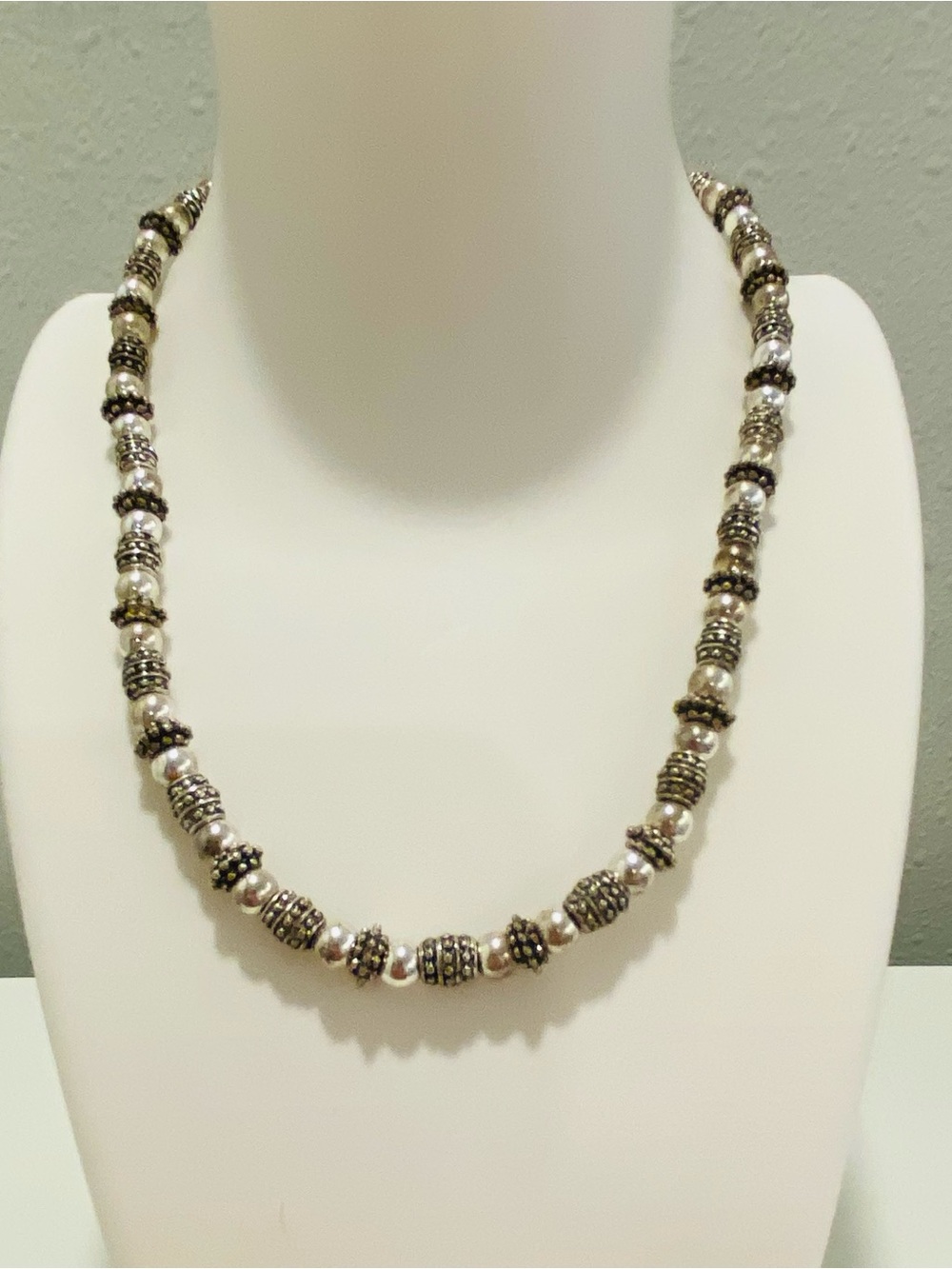 Southwestern Style Silvertone Beaded Statement Necklace Textured Beads Extender